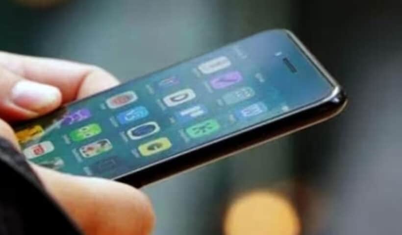 Central government blocks 14 mobile messenger applications of Pakistan