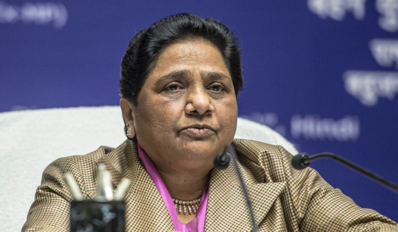 Mayawati's big announcement after meeting of NDA and opposition parties, will contest 2024 election alone