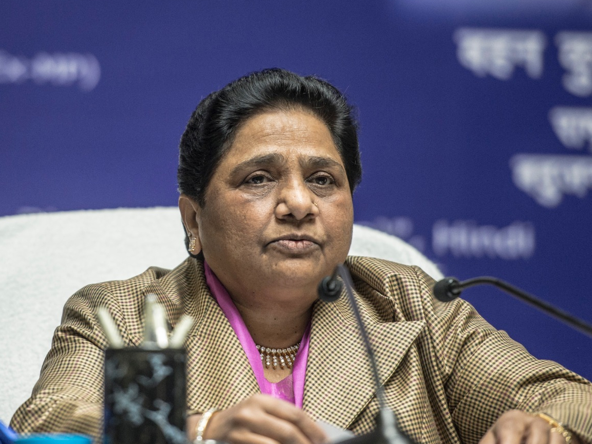 Mayawati's big announcement after meeting of NDA and opposition parties, will contest 2024 election alone
