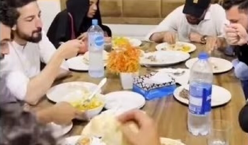 Anju Nasrullah having dinner with friends in Pakistan, video went viral