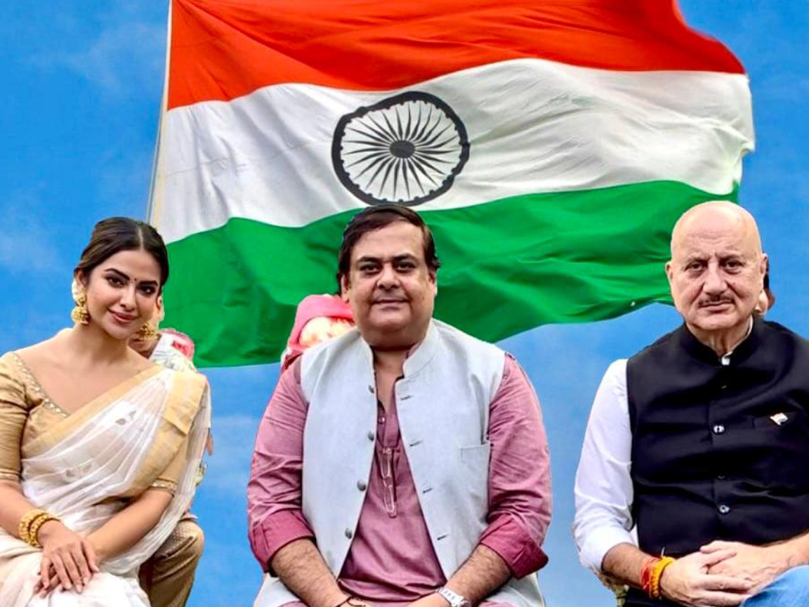 Rahul Mittra and Anupam Kher celebrate Indian Independence in Ho Chi Minh City, Vietnam