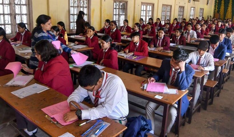 "CBSE Class 9 to 12 to have open book exams? Here's what is proposed... | Mint"